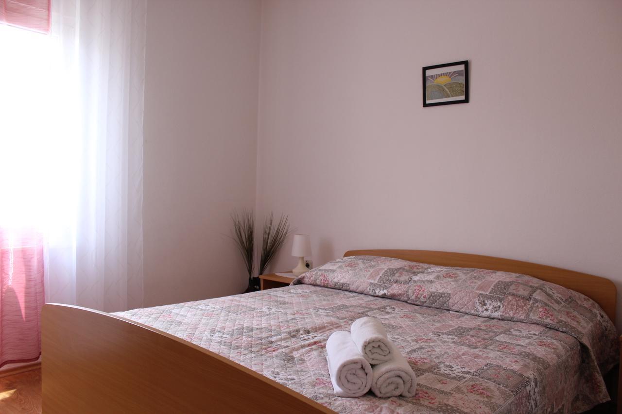 Apartments Kekel Biograd Na Moru Buitenkant foto
